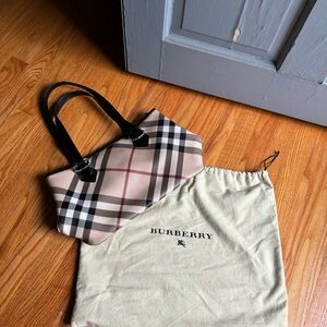 Burberry handbag. Great condition.